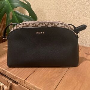 Dkny bag black crossbody